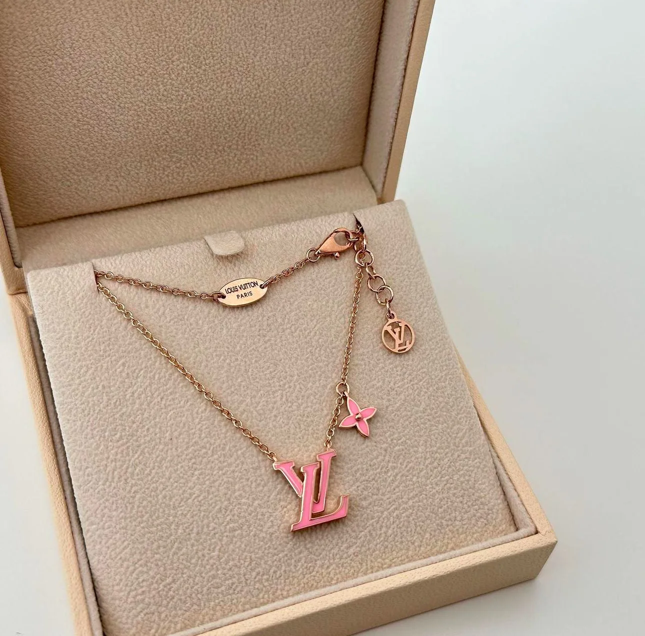 Mia Pink Necklace