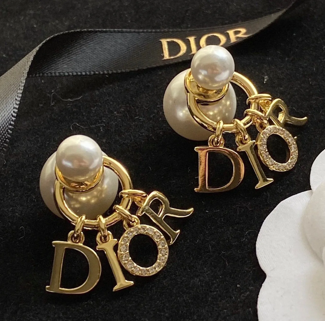Dahlia Pearl Drop Earrings (gold & silver)
