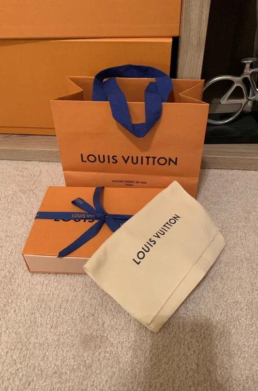 Almira Luxury Packaging