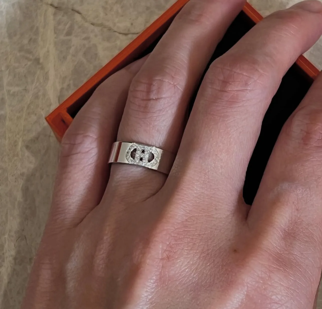 Classy Viperia Ring (in silver & rose gold)