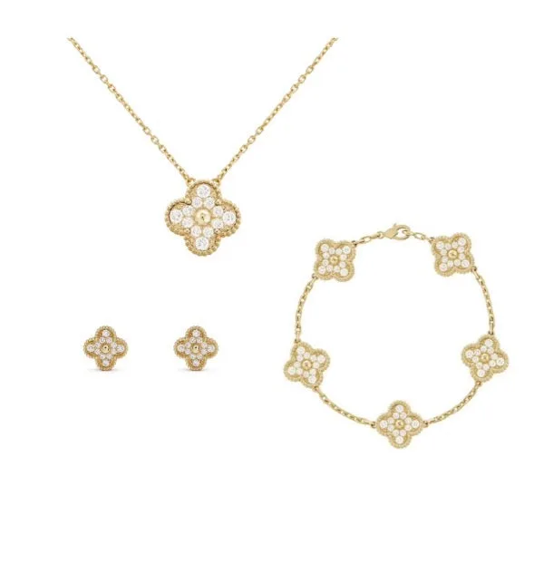 The Cece Set