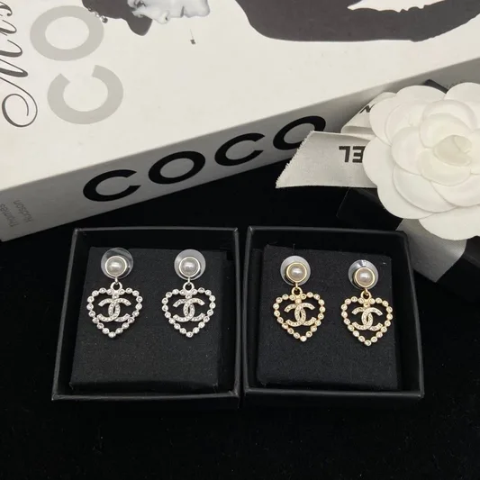 Chana Heart Earrings (in silver & gold)