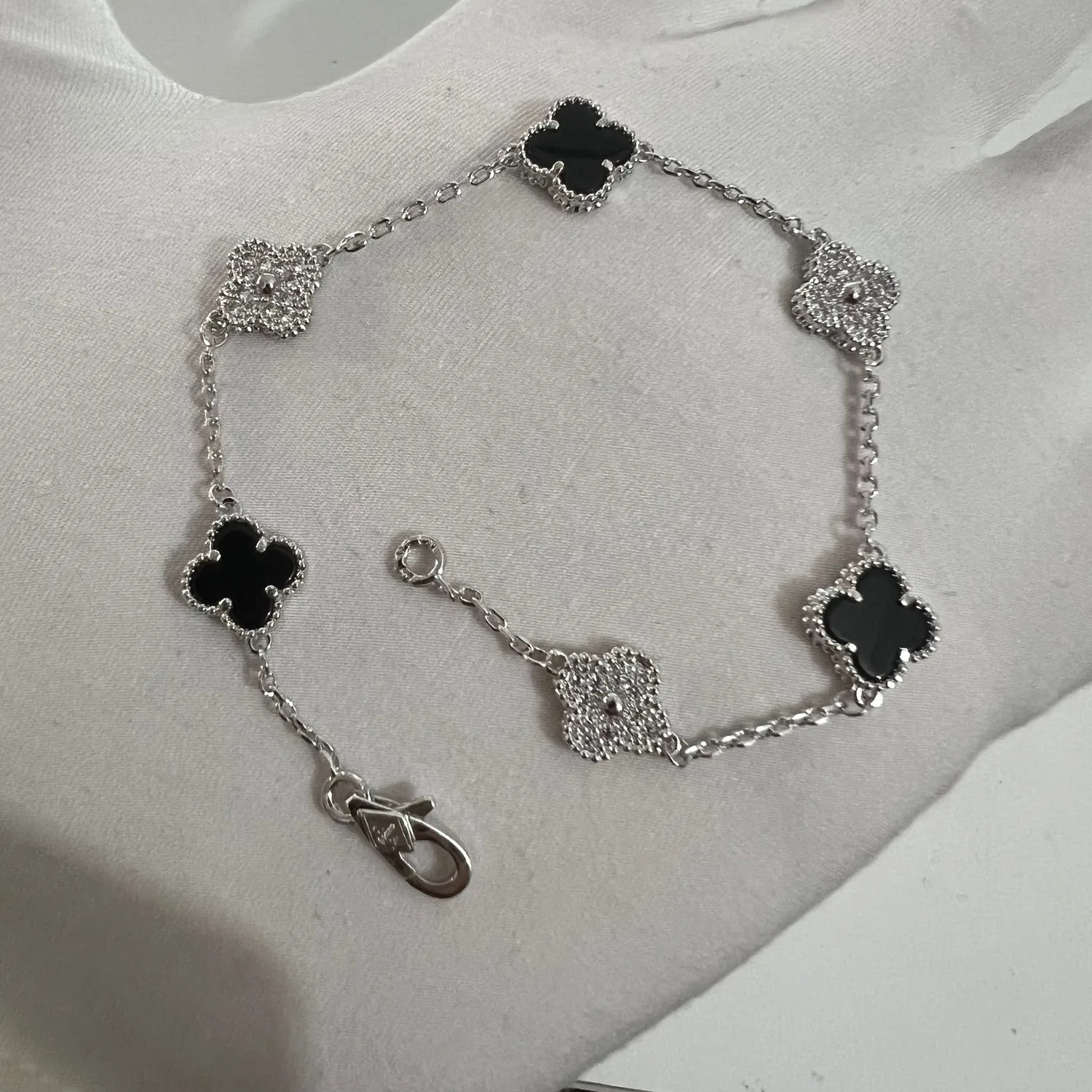 Faye Mini Bracelet (silver options)