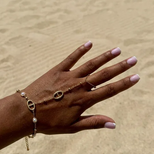 Dahlia Hand Chain