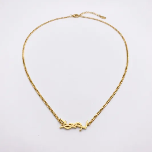 Yves Simple Necklace